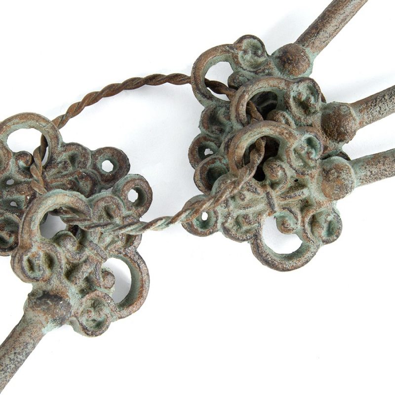 Rustic Antique Green Metal Decorative Keys Set