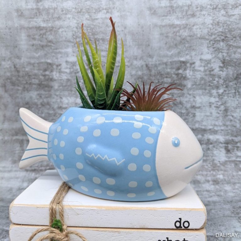Light Blue Fish Planter Pot, 17cm Dalisay