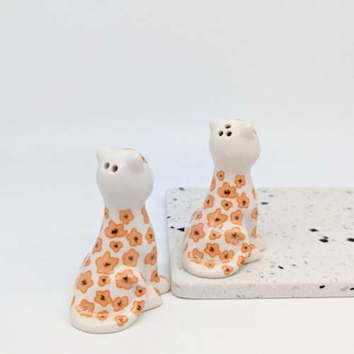 Ceramic Cat Salt and Pepper Shaker Set