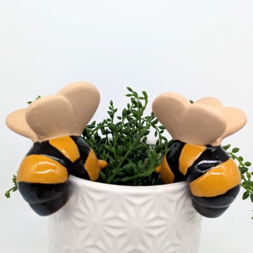Mustard Honey Bee Pot Hanger Sitter