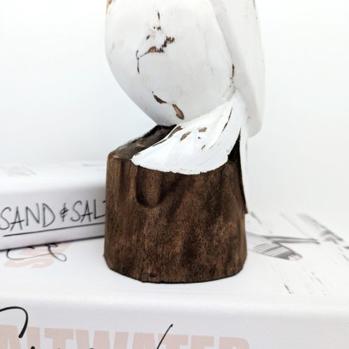 Pelican on Log Wood Statue Decor