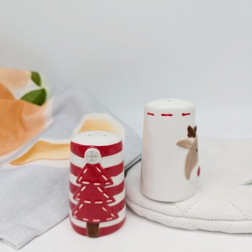 Red Christmas Tree Elk Salt Pepper Shaker Set