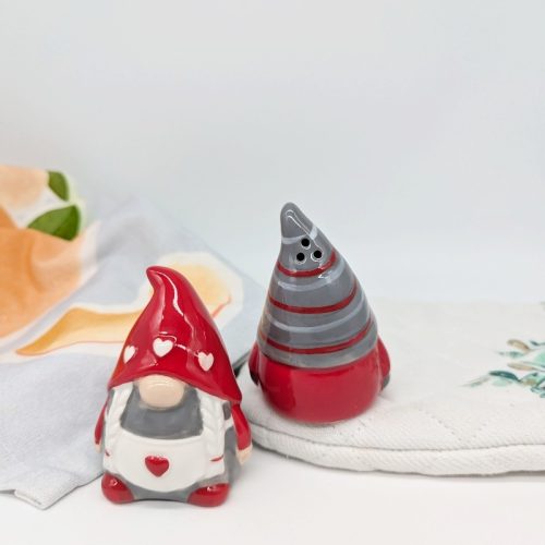 Red Santa Claus Salt Pepper Shaker Set