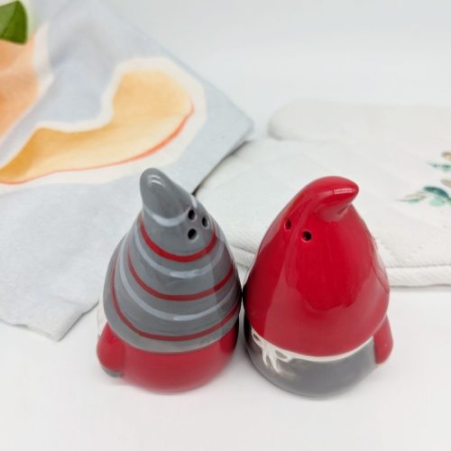 Red Santa Claus Salt Pepper Shaker Set