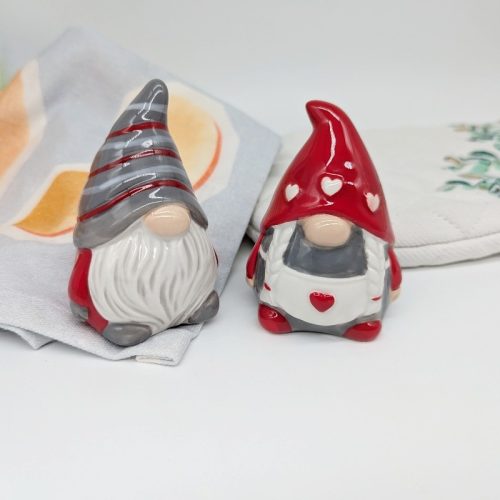 Red Santa Claus Salt Pepper Shaker Set