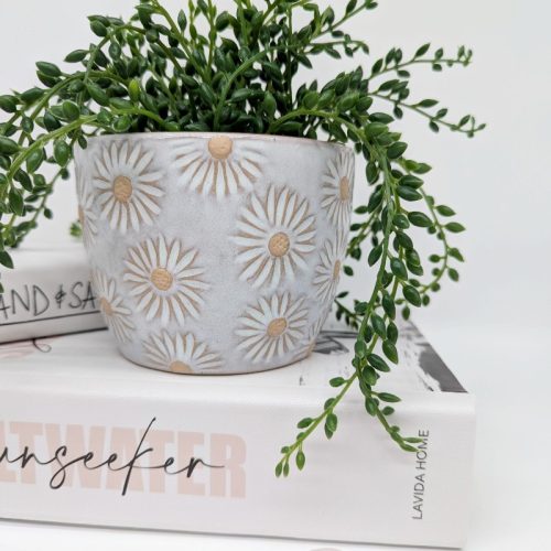 White Embossed Daisy Flowers Planter Pot