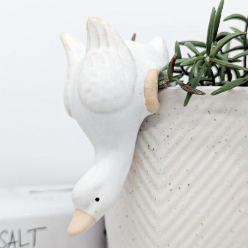 White Duck Pot Hanger Sitter