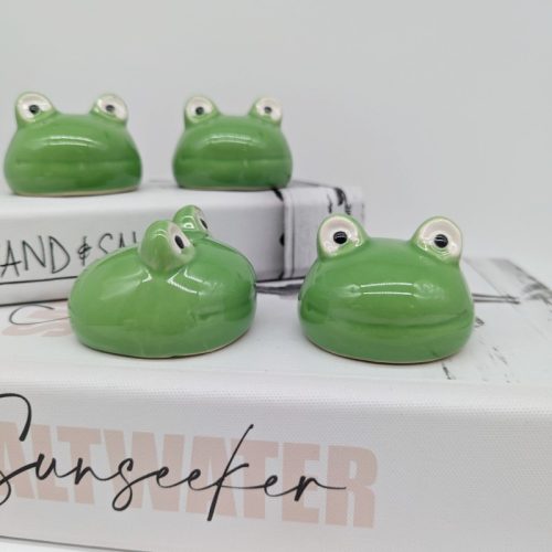 Floating Green Frog Figurines - Set of 4