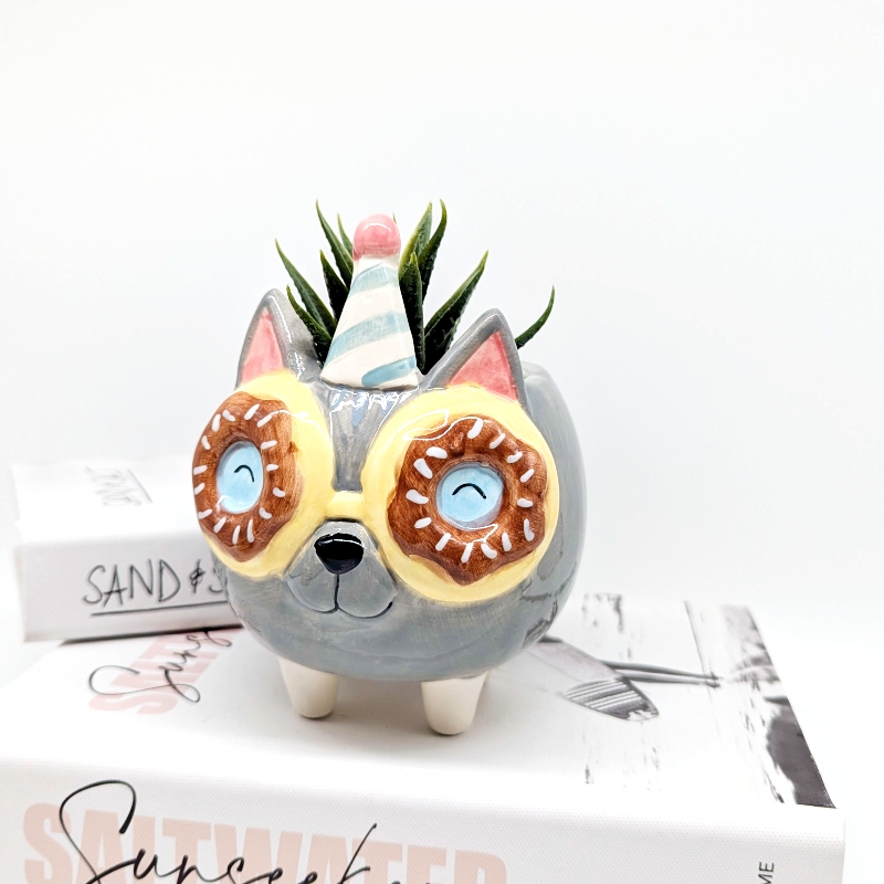 Donut Eyes Grey Cat Planter Pot_h Donut Eyes Grey Cat Planter Pot