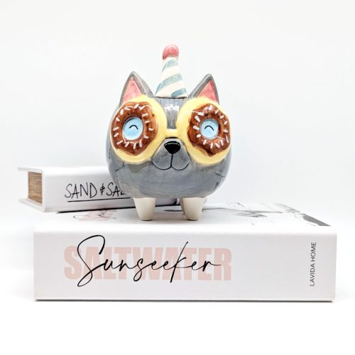 Donut Eyes Grey Cat Planter Pot