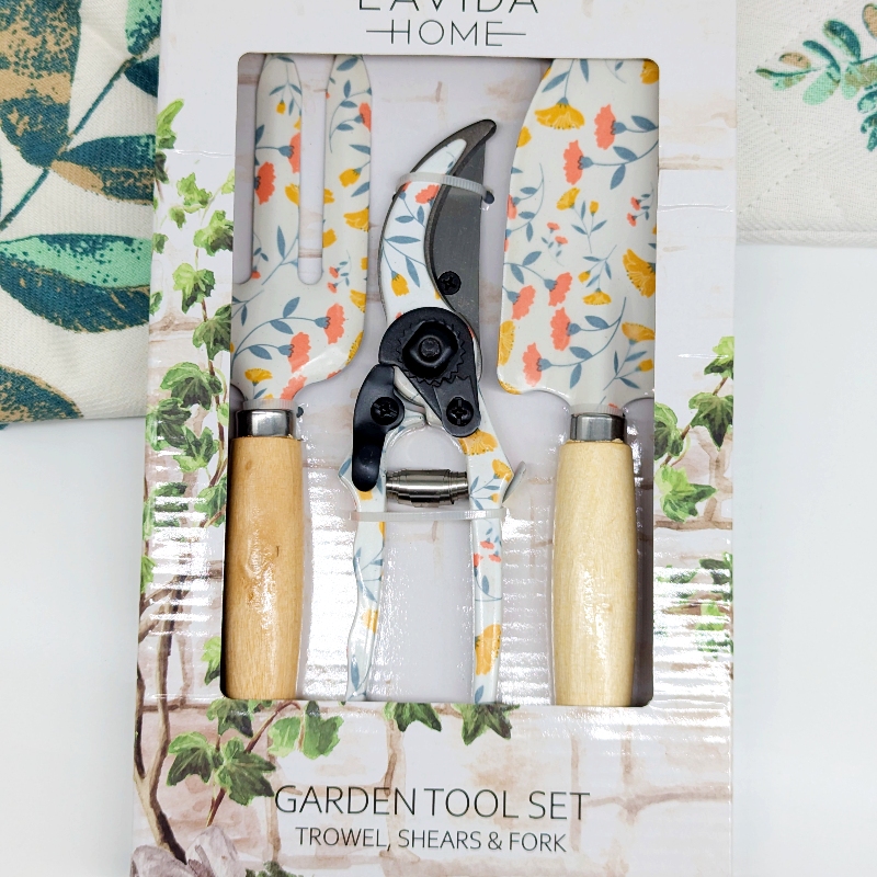 Floral Garden Tools - Set of 3 Floral Garden Tools - Set of 3