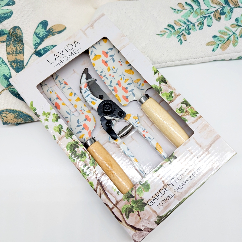 Floral Garden Tools - Set of 3_e Floral Garden Tools - Set of 3
