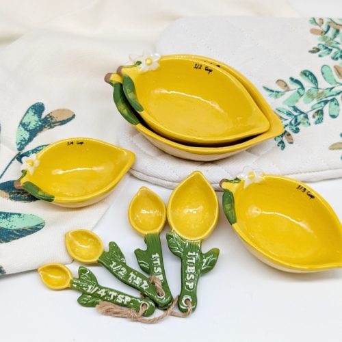 Lemon Measuring Cups 4 Piece Set
