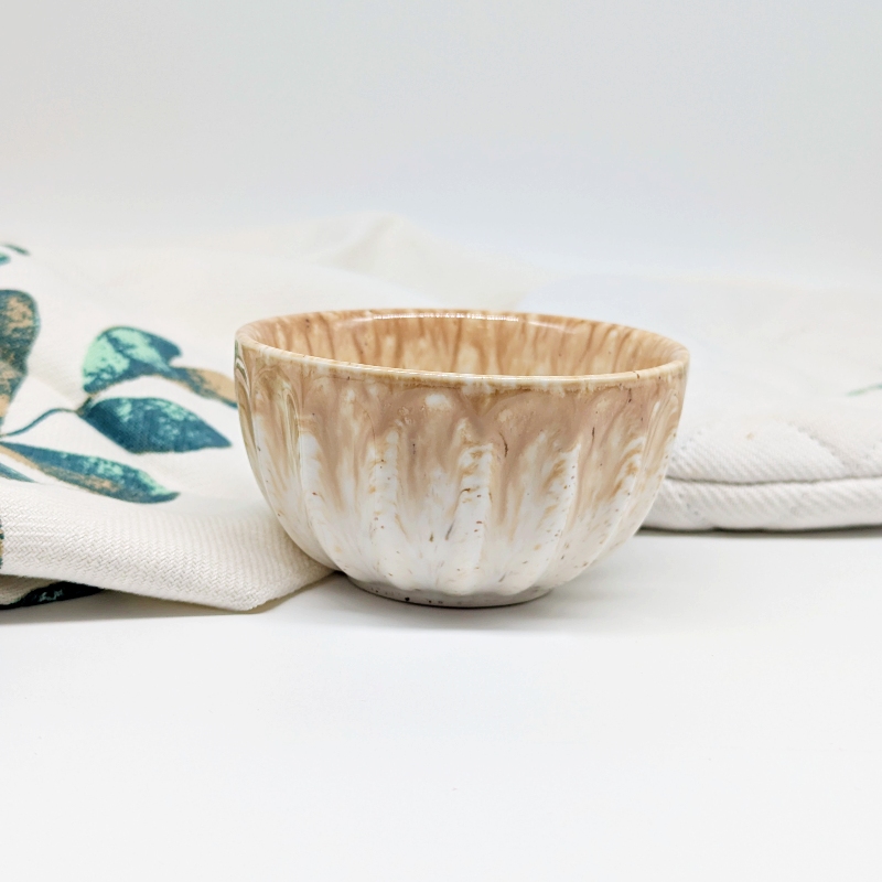 Milky White Ceramic Dish Bowl_o Milky White Ceramic Dish Bowl