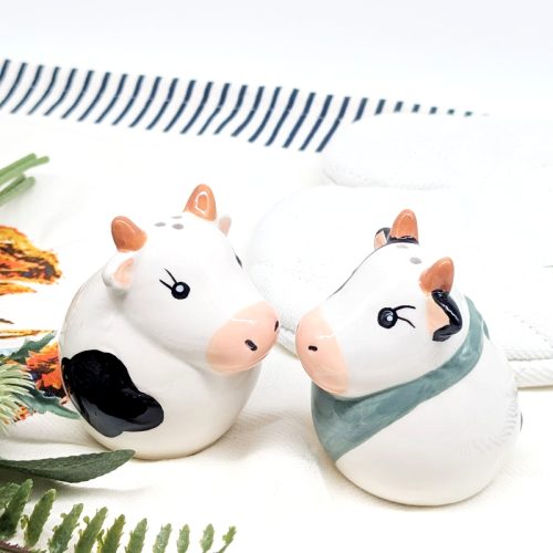 Pink Cow Salt Pepper Shaker Set