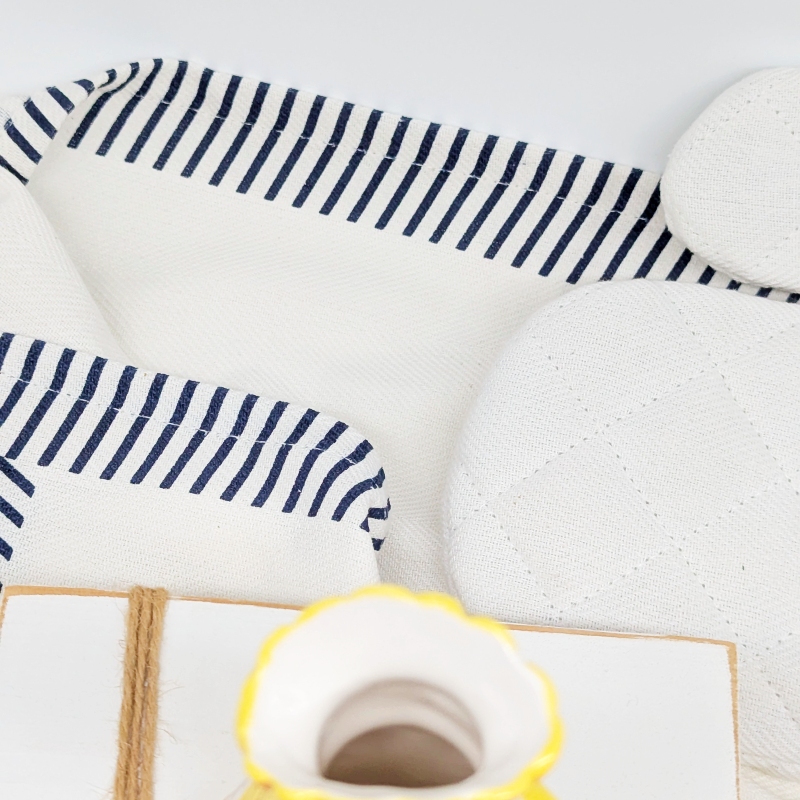 Pink Parrot Bird Ceramic Vase_f