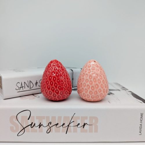 Pink Red Strawberry Salt Pepper Shaker Set