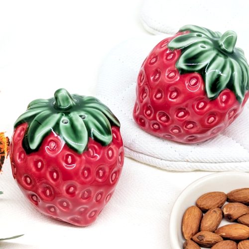 Strawberry Fruit Salt Pepper Shaker Set