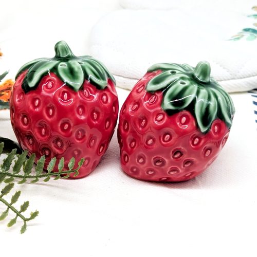 Strawberry Fruit Salt Pepper Shaker Set