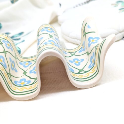 Green Blue Taco Snack Holder