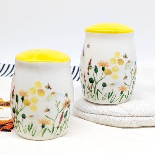 Bee Garden Salt Pepper Shaker Set