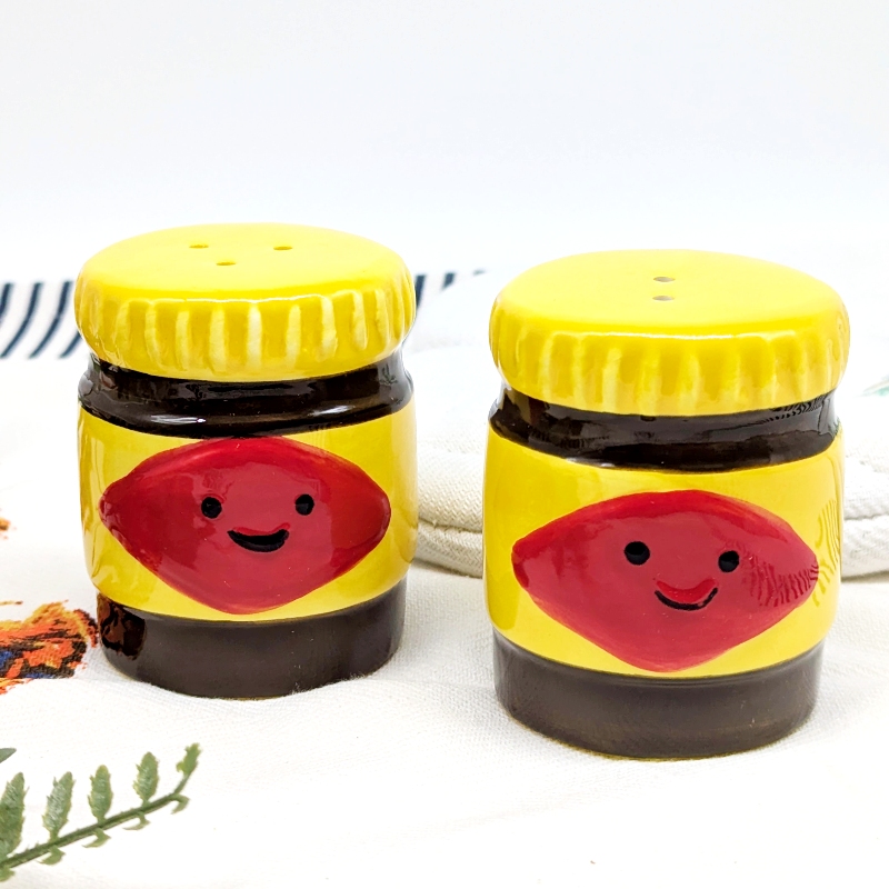 PXL_20251105_024422743 Australian Snack Salt Pepper Shaker Set