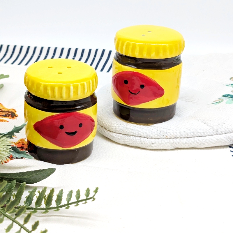 PXL_20251105_024456294 Australian Snack Salt Pepper Shaker Set