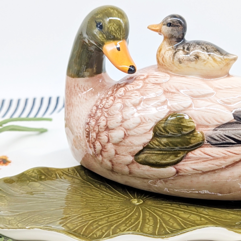 PXL_20251105_031646249 Baby Mommy Duck Ceramic Butter Dish