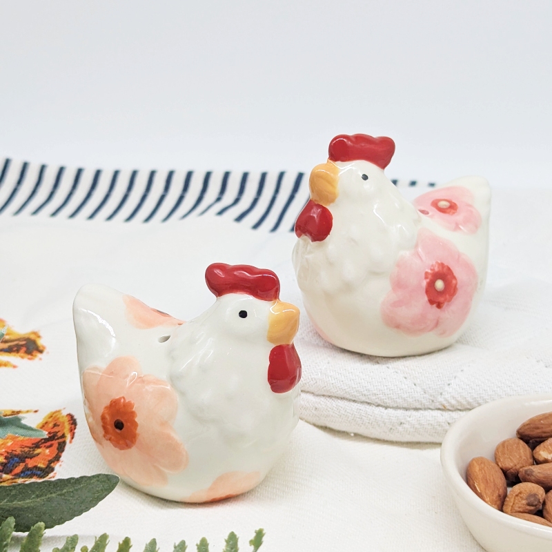 PXL_20251105_032205871 Floral Chicken Salt Pepper Shaker Set