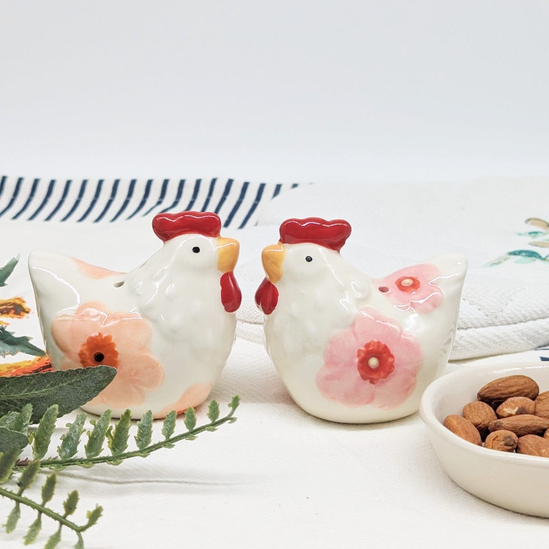 PXL_20251105_032247455 Floral Chicken Salt Pepper Shaker Set