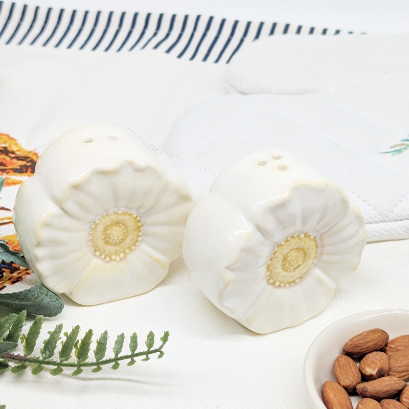 PXL_20251105_032521933 White Flower Salt Pepper Shaker Set