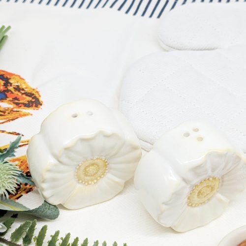 White Flower Salt Pepper Shaker Set