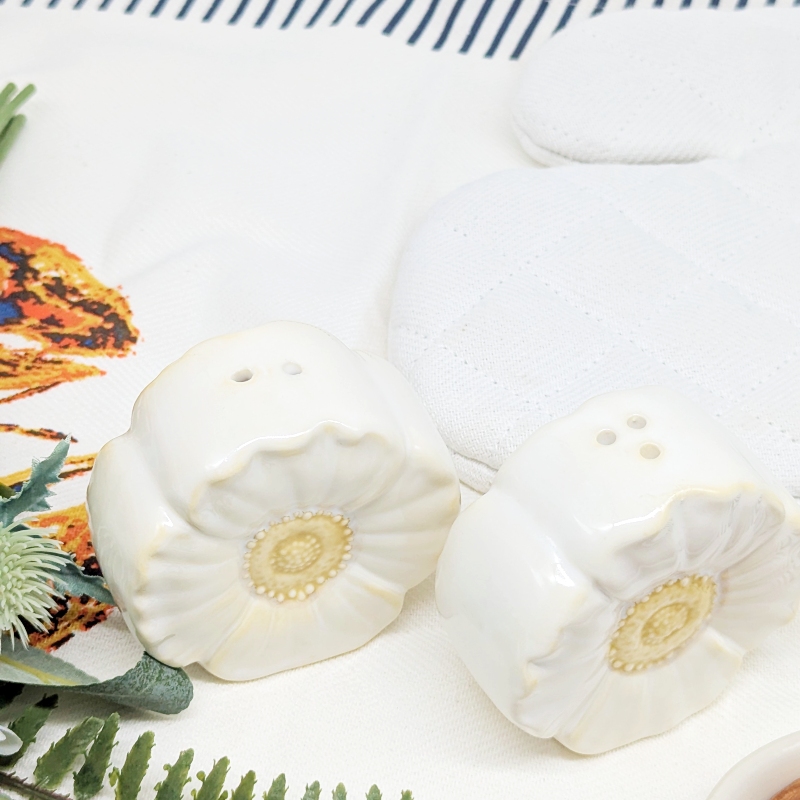 PXL_20251105_032523777 White Flower Salt Pepper Shaker Set
