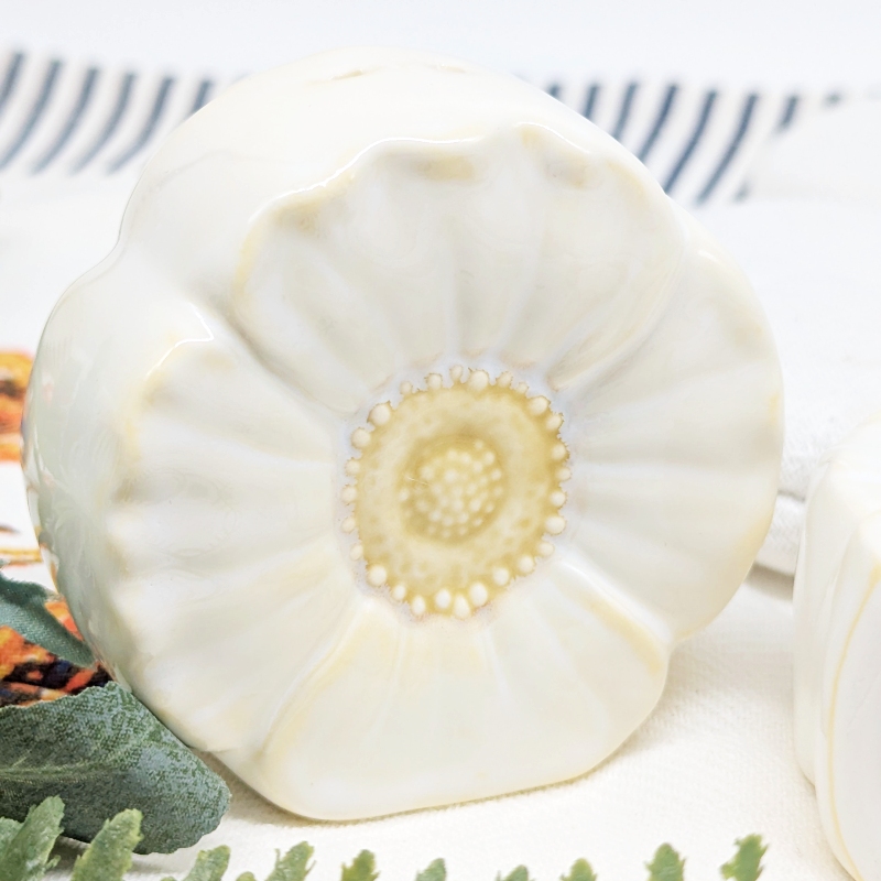 PXL_20251105_032537648 White Flower Salt Pepper Shaker Set