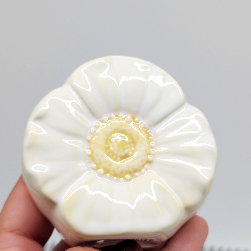 PXL_20251105_032553157 White Flower Salt Pepper Shaker Set