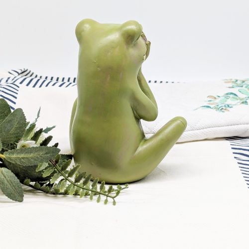 Sitting Green Frog Ornament Figurine